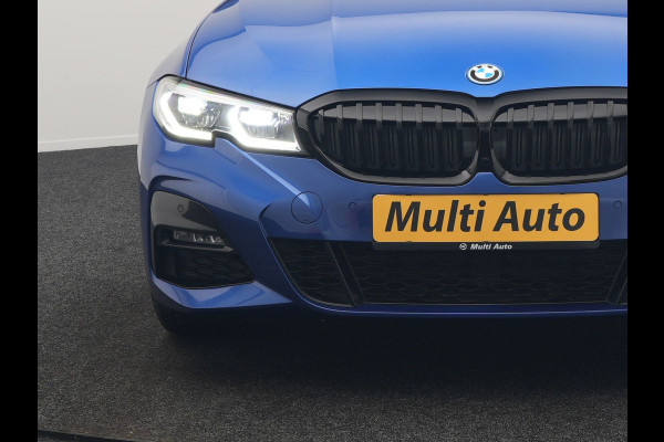 BMW 3 Serie Touring 330e M Sport Plug In Hybrid 293pk Dealer O.H. PHEV | Panodak | Head Up | Laser LED | Adaptief Onderstel | Camera | Alcantara Sportstoelen Memory & Verwarmd | Sfeerverlichting | Apple Carplay | Keyless | Blis | 19"L.M | Virtual | DAB |