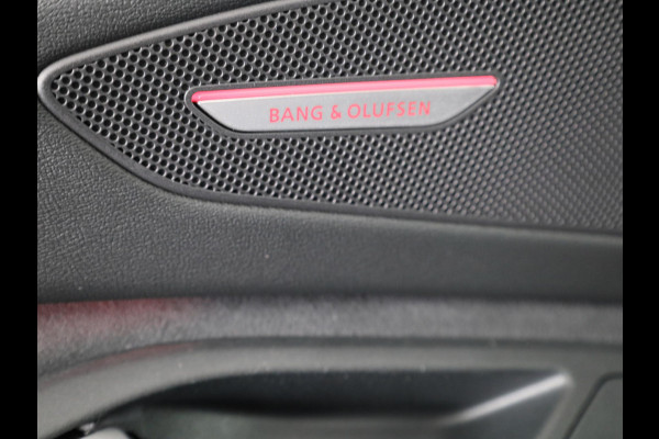 Audi SQ6 e-tron quattro 100 kWh 490pk | komt eind februari binnen | Panoramadak | B&O Audio | Electrisch verstelbare voorstoelen + geheugen bestuurderstoel | MMI Experience Pro