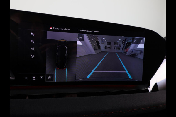 Audi SQ6 e-tron quattro 100 kWh 490pk | komt eind februari binnen | Panoramadak | B&O Audio | Electrisch verstelbare voorstoelen + geheugen bestuurderstoel | MMI Experience Pro