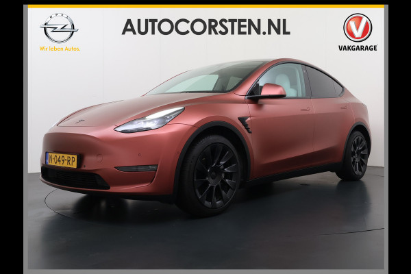Tesla Model Y Long Range AWD 514pk 75kWh Ivoor 20"Lmv Leer Panodak Warmtepomp Matrix-LED Autopilot Elektr.Stuur+Stoel+Verwarmd Navi Ecc Premiu Camera's Elektr.AchterKlep Parkeer Assistent Sentry-Mode Privacyglas Bluetooth Dodehoek detector Connected services Origineel Nederlandse Auto Batterij en Motorgarantie tot 23-12-2029/192.000km