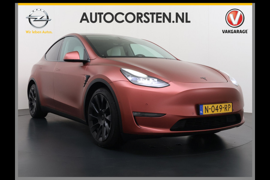 Tesla Model Y Long Range AWD 514pk 75kWh Ivoor 20"Lmv Leer Panodak Warmtepomp Matrix-LED Autopilot Elektr.Stuur+Stoel+Verwarmd Navi Ecc Premiu Camera's Elektr.AchterKlep Parkeer Assistent Sentry-Mode Privacyglas Bluetooth Dodehoek detector Connected services Origineel Nederlandse Auto Batterij en Motorgarantie tot 23-12-2029/192.000km