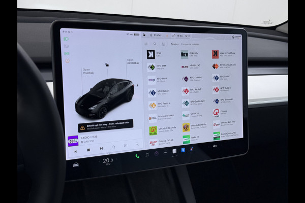 Tesla Model Y Long Range AWD 514pk 75kWh Ivoor 20"Lmv Leer Panodak Warmtepomp Matrix-LED Autopilot Elektr.Stuur+Stoel+Verwarmd Navi Ecc Premiu Camera's Elektr.AchterKlep Parkeer Assistent Sentry-Mode Privacyglas Bluetooth Dodehoek detector Connected services Origineel Nederlandse Auto Batterij en Motorgarantie tot 23-12-2029/192.000km