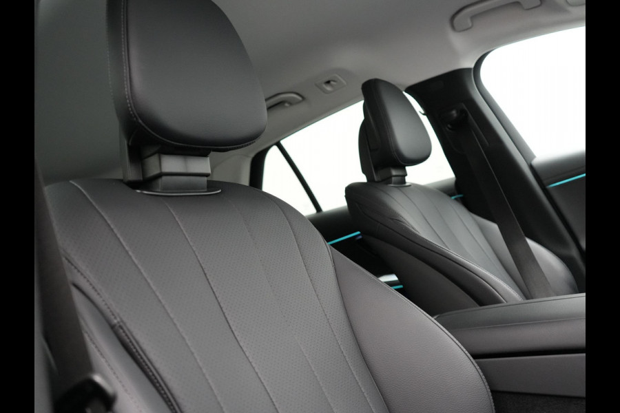 Mercedes-Benz E-Klasse Estate 300 e Luxury Line Plug In Hybrid 313pk Dealer O.H PHEV | Luchtvering | Trekhaak af Fabriek | Lederen Comfortzetels Memory | Adaptive Cruise | Burmester 4D | Digital LED | 360 Camera | Keyless | Sfeerverlichting |
