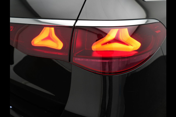 Mercedes-Benz E-Klasse Estate 300 e Luxury Line Plug In Hybrid 313pk Dealer O.H PHEV | Luchtvering | Trekhaak af Fabriek | Lederen Comfortzetels Memory | Adaptive Cruise | Burmester 4D | Digital LED | 360 Camera | Keyless | Sfeerverlichting |