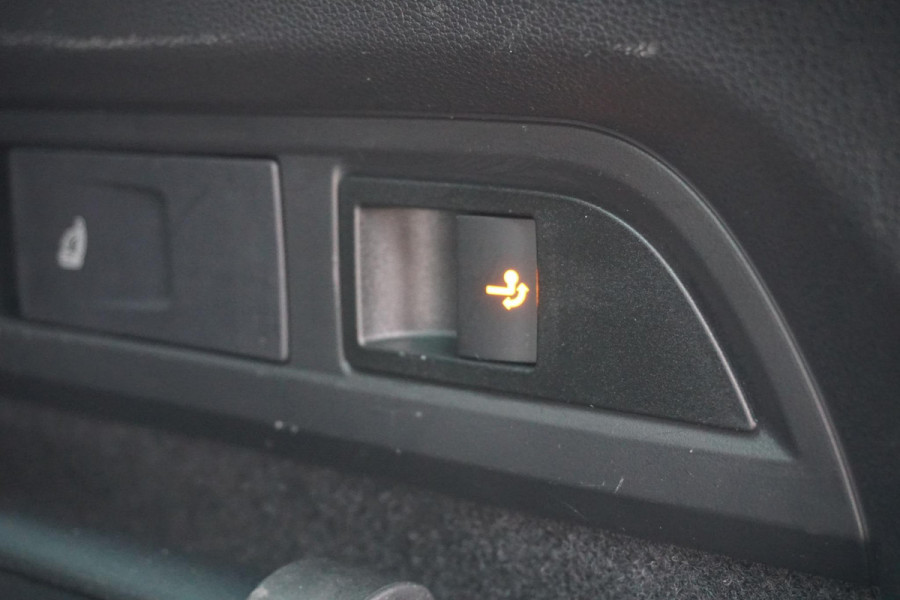 Škoda Kodiaq 1.5 TSI Business Edition + SPORTSTOELEN / CAMERA / TREKHAAK ELEKTRISCH