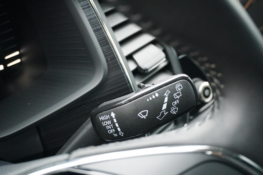 Škoda Kodiaq 1.5 TSI Business Edition + SPORTSTOELEN / CAMERA / TREKHAAK ELEKTRISCH