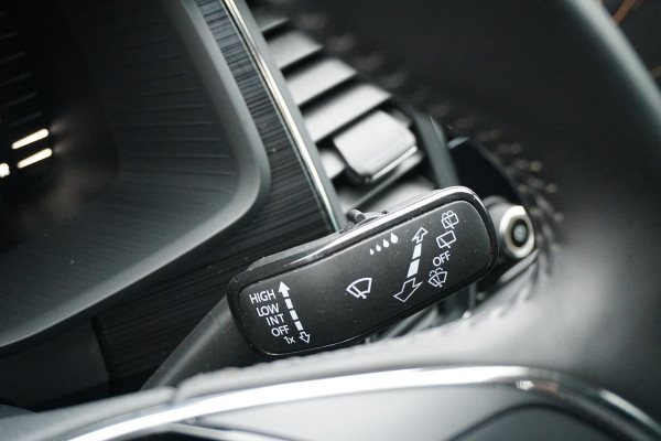 Škoda Kodiaq 1.5 TSI Business Edition + SPORTSTOELEN / CAMERA / TREKHAAK ELEKTRISCH