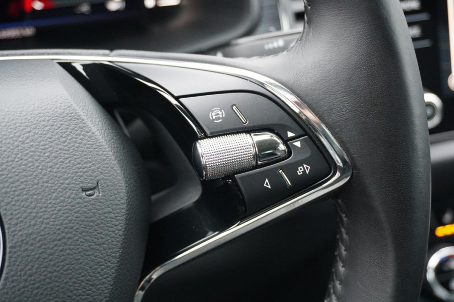 Škoda Kodiaq 1.5 TSI Business Edition + SPORTSTOELEN / CAMERA / TREKHAAK ELEKTRISCH