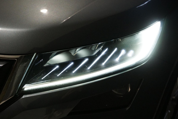 Škoda Kodiaq 1.5 TSI Business Edition + SPORTSTOELEN / CAMERA / TREKHAAK ELEKTRISCH
