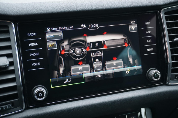 Škoda Kodiaq 1.5 TSI Business Edition + SPORTSTOELEN / CAMERA / TREKHAAK ELEKTRISCH