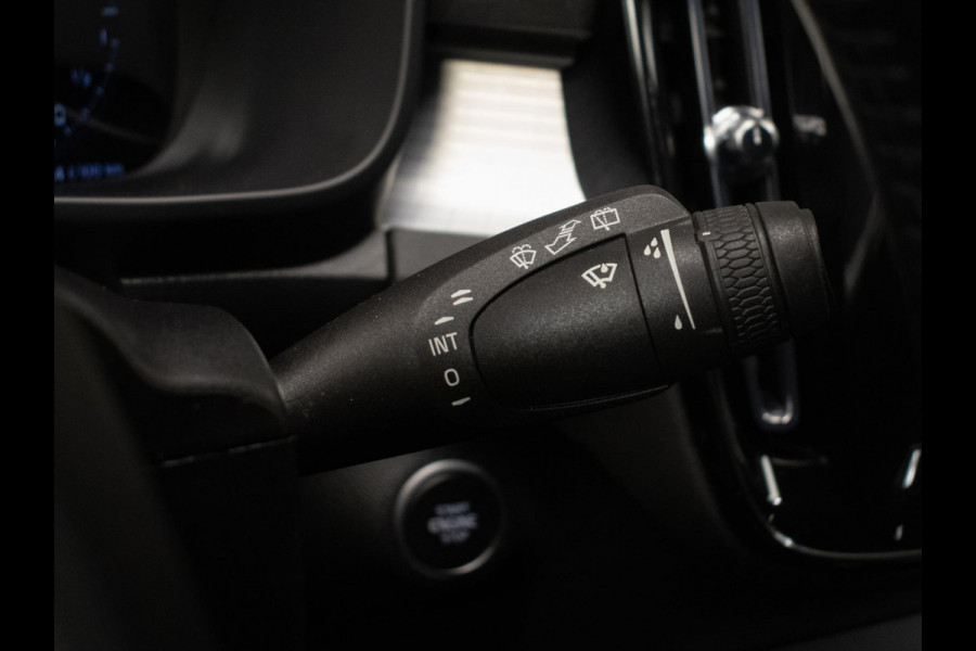 Volvo XC40 1.5 T4 Recharge Inscription Expression (APPLE CARPLAY,NAVI,LED,SPORTSTOELEN,PDC,LM VELGEN,NETTE STAAT))