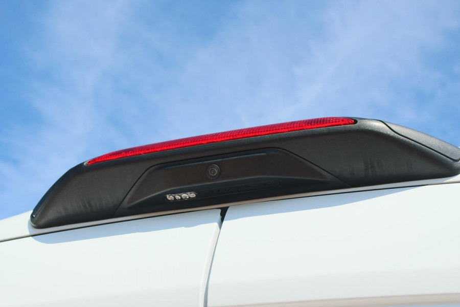 Ford E-Transit 350 L2H2 Trend 68 kWh Pro Power on board, Navigatie, Adaptieve Cruise, 360 camera