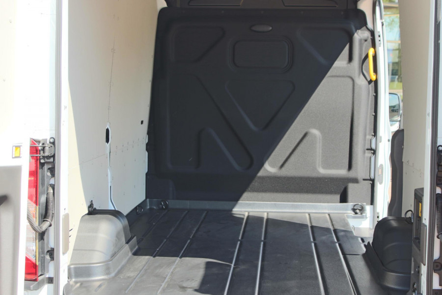 Ford E-Transit 350 L2H2 Trend 68 kWh Pro Power on board, Navigatie, Adaptieve Cruise, 360 camera