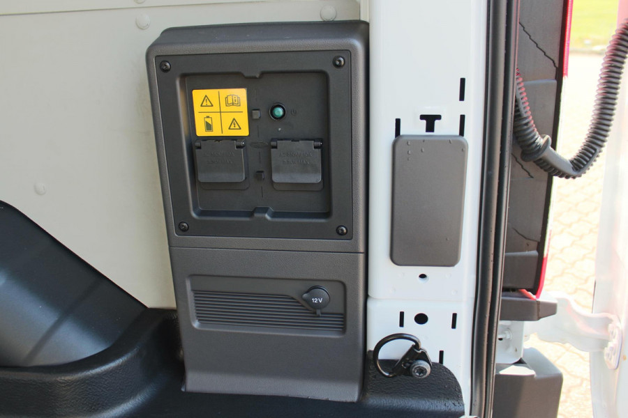 Ford E-Transit 350 L2H2 Trend 68 kWh Pro Power on board, Navigatie, Adaptieve Cruise, 360 camera