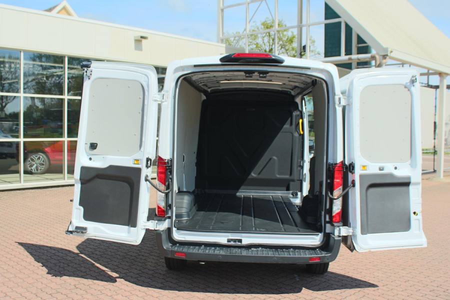 Ford E-Transit 350 L2H2 Trend 68 kWh Pro Power on board, Navigatie, Adaptieve Cruise, 360 camera