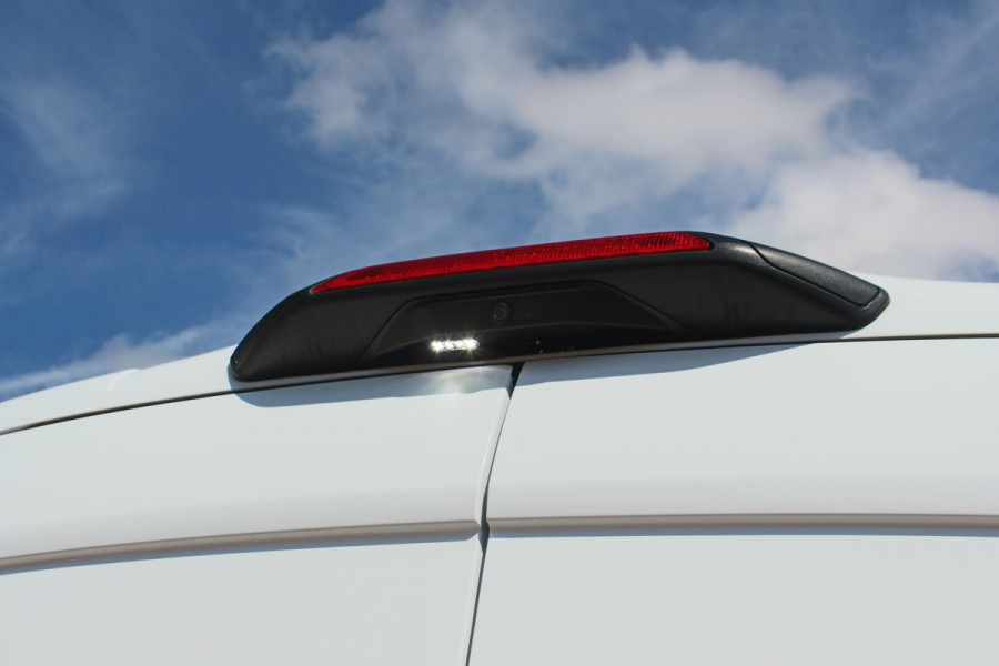 Ford E-Transit 350 L2H2 Trend 68 kWh Pro Power on board, Navigatie, Adaptieve Cruise, 360 camera