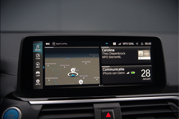 BMW iX3 Executive 80 kWh | Panoramadak | Keyless | Stoelverwarming | Camera | Adaptief Onderstel | Adaptive LED | Elektrische Stoelen | Apple Carplay | Navigatie | Ambiance Verlichting