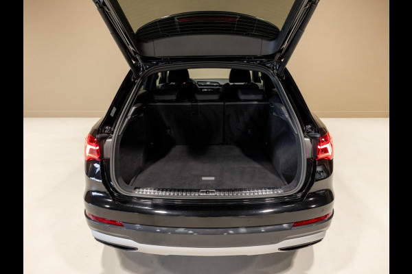 Audi Q3 35 TFSI Business Edition / 150pk / Keyless / Apple Carplay / Stoelverwarming /