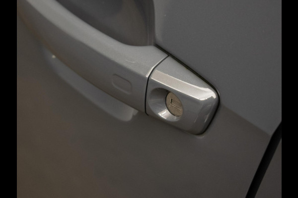 Audi Q2 35 TFSI S-Line (NAVI,LED,CAMERA,SPORTSTOELEN,CLIMATE,CRUISE,PDC,GETINT,NETTESTAAT)