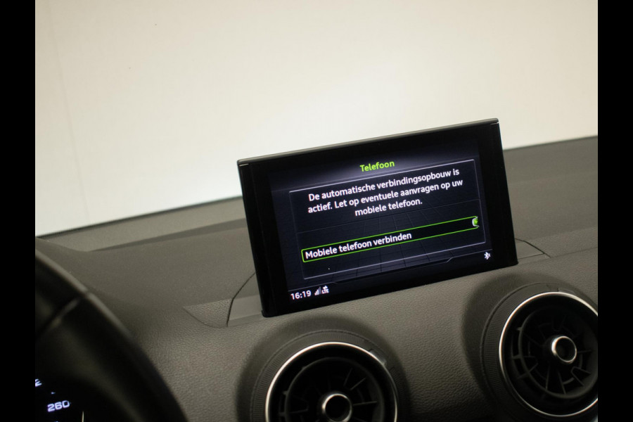 Audi Q2 35 TFSI S-Line (NAVI,LED,CAMERA,SPORTSTOELEN,CLIMATE,CRUISE,PDC,GETINT,NETTESTAAT)