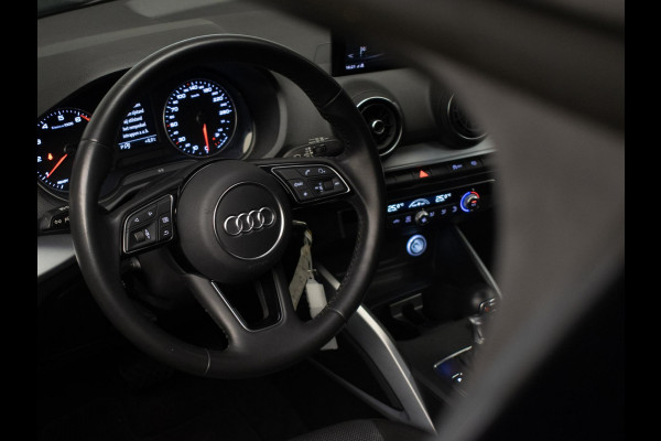 Audi Q2 35 TFSI S-Line (NAVI,LED,CAMERA,SPORTSTOELEN,CLIMATE,CRUISE,PDC,GETINT,NETTESTAAT)