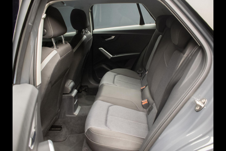 Audi Q2 35 TFSI S-Line (NAVI,LED,CAMERA,SPORTSTOELEN,CLIMATE,CRUISE,PDC,GETINT,NETTESTAAT)