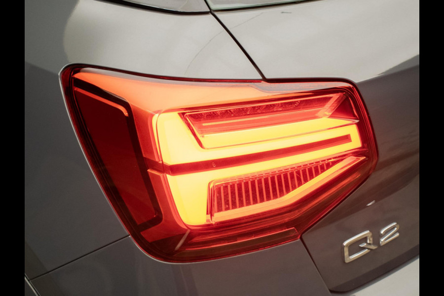 Audi Q2 35 TFSI S-Line (NAVI,LED,CAMERA,SPORTSTOELEN,CLIMATE,CRUISE,PDC,GETINT,NETTESTAAT)