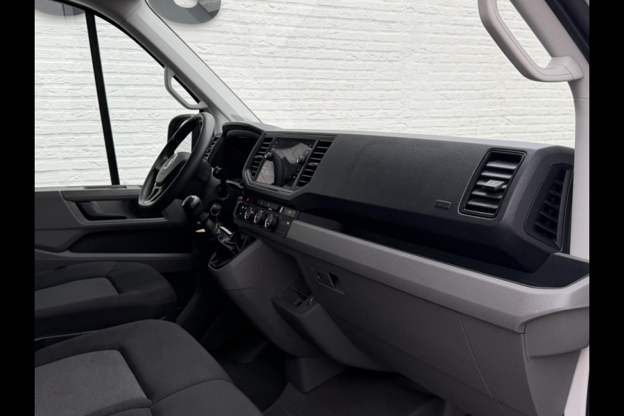 Volkswagen Crafter 35 2.0 TDI L3H3 EURO 6 Garantie Trekhaak Airco Cruise Pdc Dab Carplay Navi