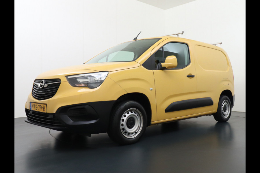 Opel Combo 1.5CDTI EURO 6 3-Persoons ECC Cruise Control Bluetooth Elektr.ramen Elektr.spiegels+Verwarmd Centr.Vergr+ab. L1H1 Edition Schuifdeur Betonplex vloer Lat om Lat betimmering Allesdragers Origineel Nederlandse Auto