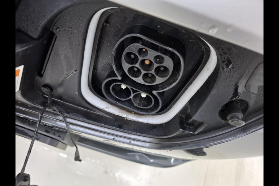 Hyundai Kona EV Limited 64 kWh Full Options | Accu 100%