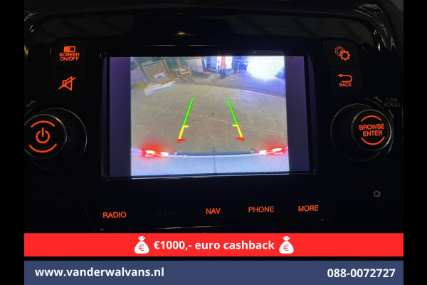 Peugeot Boxer 2.2 BlueHDi 120pk L1H1 Euro6 Airco | Camera | Navigatie | Trekhaak | Cruisecontrol Parkeersensoren, Bijrijdersbank
