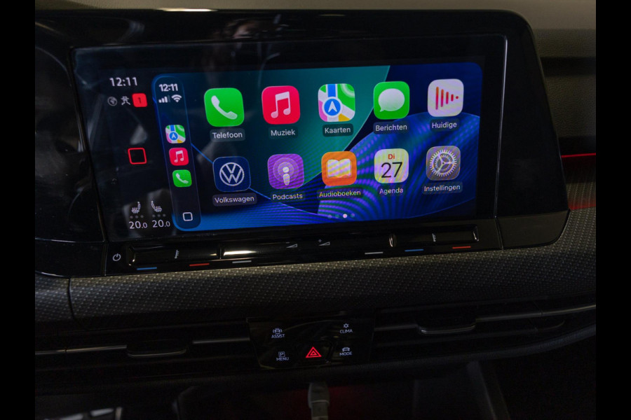 Volkswagen Golf 1.5 eTSI R-Line / 150pk / Panorama dak / Harman Kardon / Stoel en stuurverwarming /