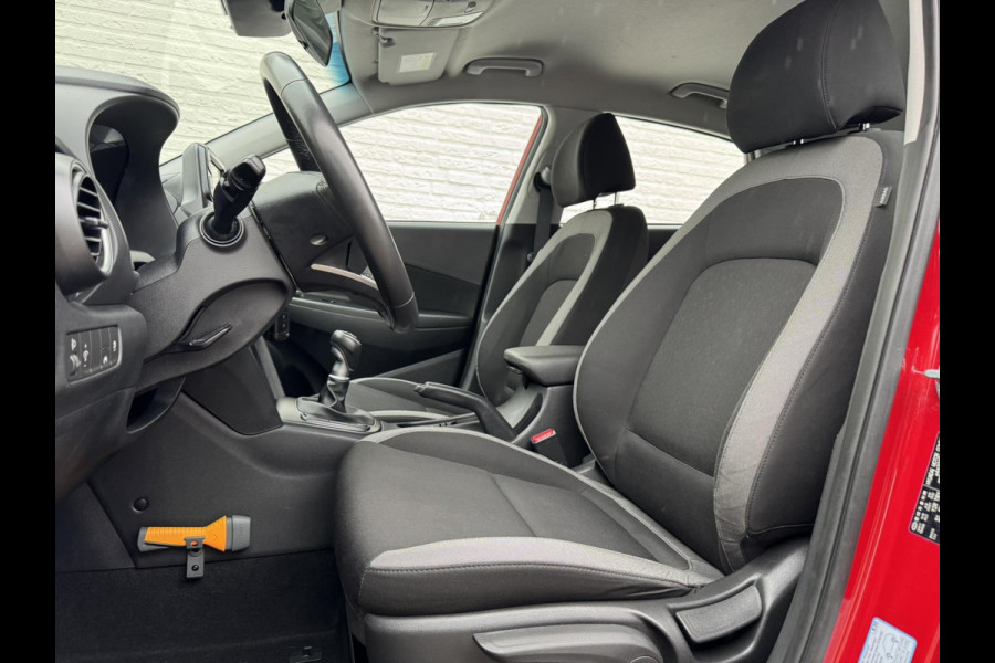 Hyundai Kona 1.0T Essence Climate control Cruise Navi Apple / Android DAB Krell audio