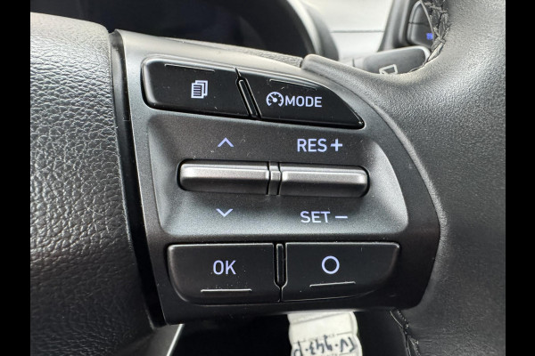 Hyundai Kona 1.0T Essence Climate control Cruise Navi Apple / Android DAB Krell audio