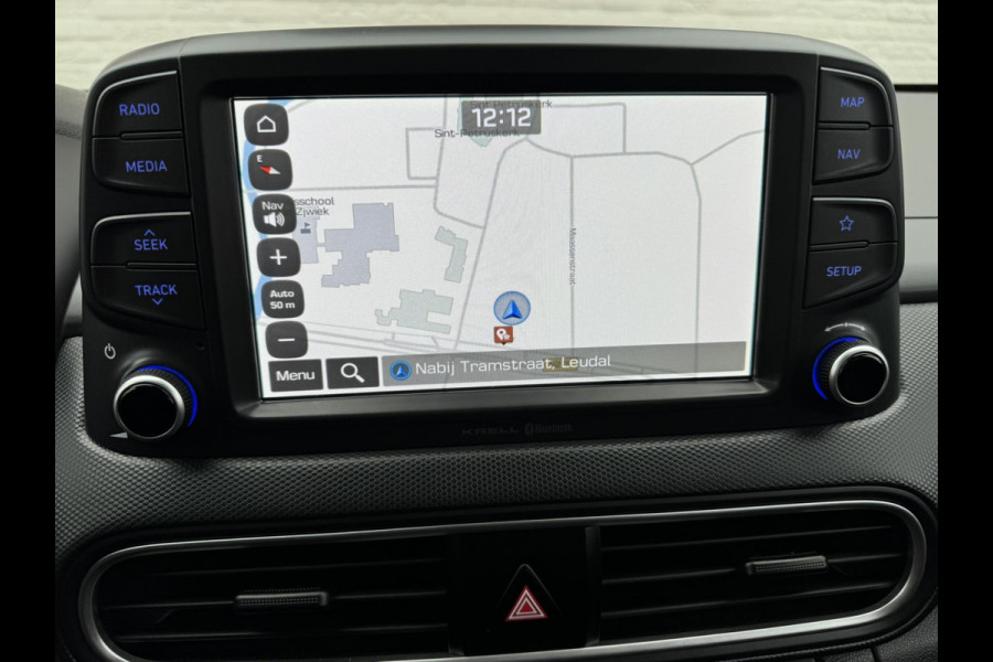 Hyundai Kona 1.0T Essence Climate control Cruise Navi Apple / Android DAB Krell audio