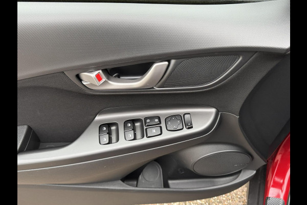 Hyundai Kona 1.0T Essence Climate control Cruise Navi Apple / Android DAB Krell audio