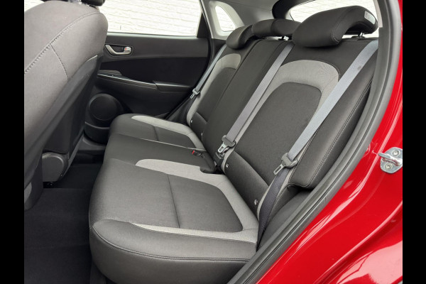 Hyundai Kona 1.0T Essence Climate control Cruise Navi Apple / Android DAB Krell audio