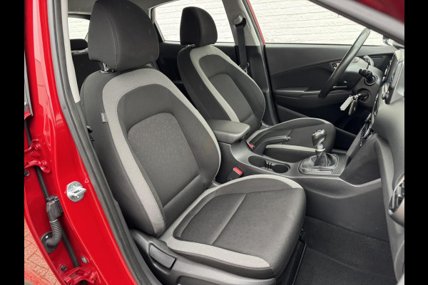 Hyundai Kona 1.0T Essence Climate control Cruise Navi Apple / Android DAB Krell audio