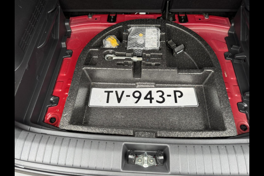 Hyundai Kona 1.0T Essence Climate control Cruise Navi Apple / Android DAB Krell audio