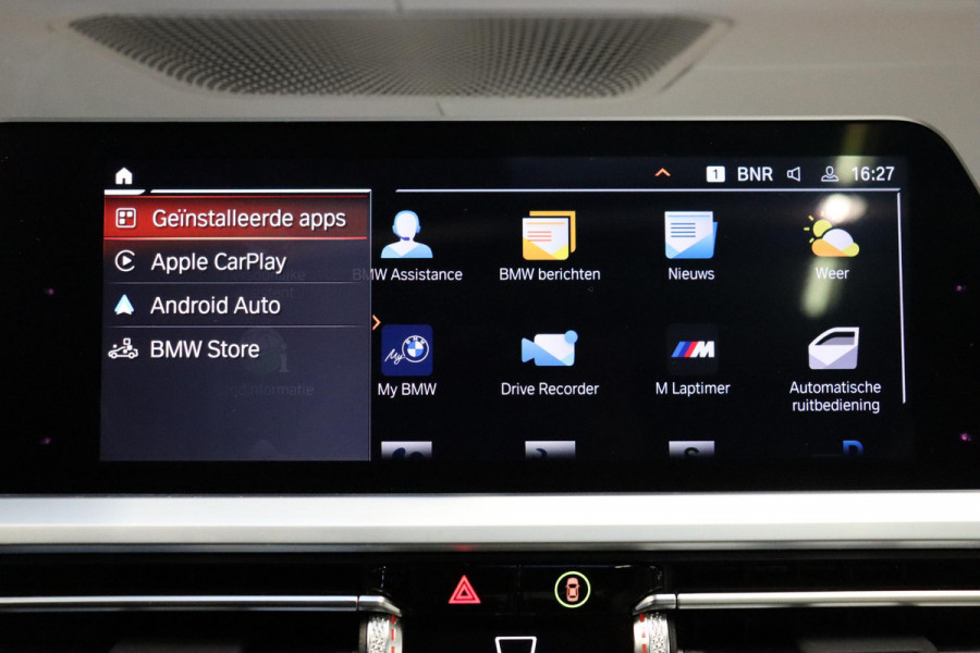 BMW 3 Serie Touring 330i High Executive M Sport Pakket Automaat / Live Cockpit Professional / Panoramadak / Driving Assistant Professional / M Sport Differentieel / Nappa Leder / Extra Getint Glas / 19 Inch / Harman Kardon / M Sport Remsysteem / Achteruitrijcamera / Stoelverwarming / Head-Up Display