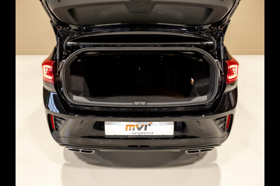 Volkswagen T-Roc Cabrio 1.5 TSI R-Line / 150pk / Leder / Stoelverwarming / Achteruitrij camera /