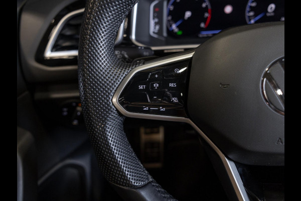 Volkswagen T-Roc Cabrio 1.5 TSI R-Line / 150pk / Leder / Stoelverwarming / Achteruitrij camera /