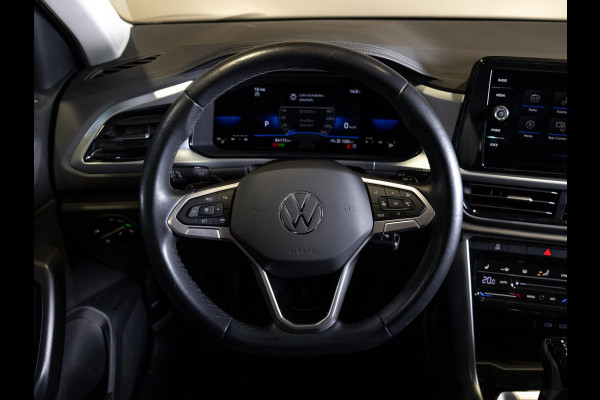 Volkswagen T-Roc 1.5 TSI Life / 150pk / Achteruitrij camera / Stoelverwarming /
