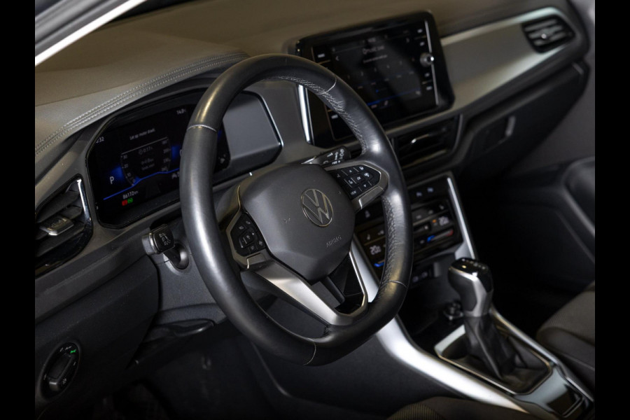 Volkswagen T-Roc 1.5 TSI Life / 150pk / Achteruitrij camera / Stoelverwarming /