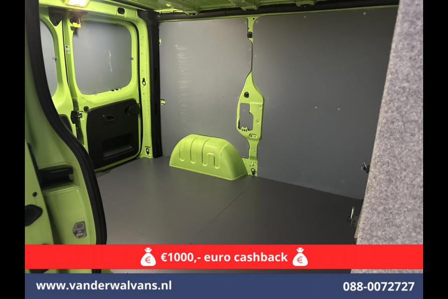 Renault Trafic 1.6 dCi L1H1 Euro6 Airco | Navigatie | Cruisecontrol | Trekhaak | Parkeersensoren Bijrijdersbank
