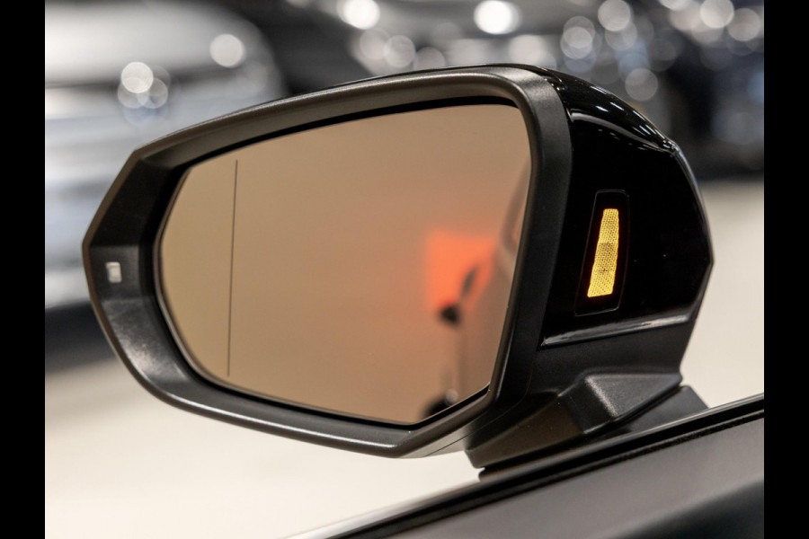 Audi Q3 35 TFSI Business Edition / 150pk / Keyless / Apple Carplay / Stoelverwarming /