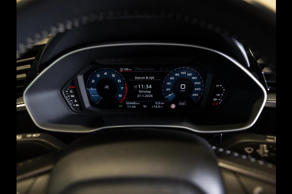 Audi Q3 35 TFSI Business Edition / 150pk / Keyless / Apple Carplay / Stoelverwarming /