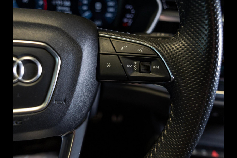 Audi Q3 35 TFSI Business Edition / 150pk / Keyless / Apple Carplay / Stoelverwarming /
