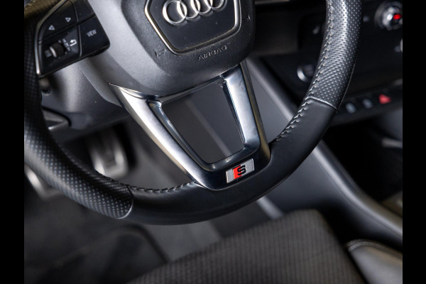 Audi Q3 35 TFSI Business Edition / 150pk / Keyless / Apple Carplay / Stoelverwarming /