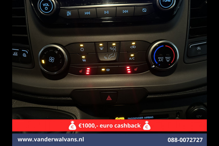Ford Transit 2.0 TDCI 131pk L3H2 Euro6 Airco | Camera | Navigatie | Apple Carplay | Stoelverwarming Cruisecontrol, Android auto, Verwarmde voorruit, Parkeersensoren, Bijrijdersbank, 2500kg trekvermogen